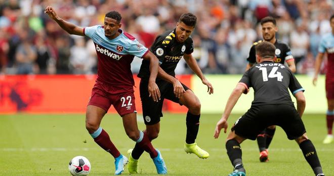 巴塞罗那与皇家贝蒂斯的西甲对决：谁将笑到最后？