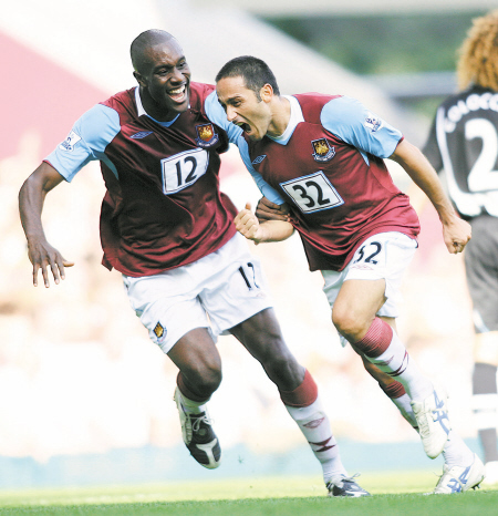 库明加被排除出轮转阵容，勇士半场10人得分领先公牛14分