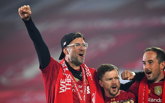 拉波尔塔：我们正着手在诺坎普为梅西立雕像，他值得如此致敬