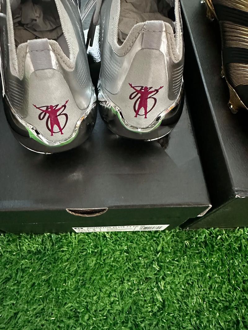 冲西甲榜首都不好惹？赔率示马竞巴萨或战成1-1（冲击西甲榜首不易？赔率指向马竞与巴萨1-1言和）