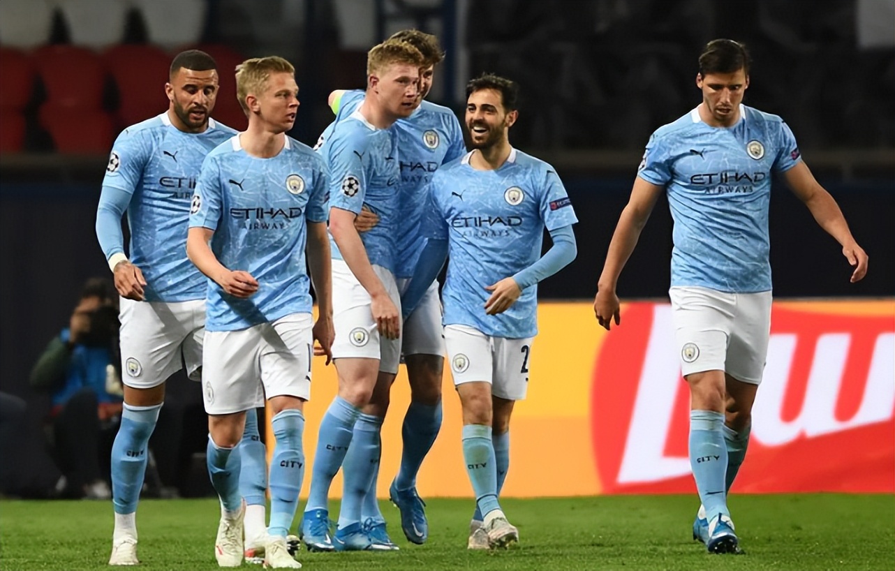 德劳伦蒂斯：永远不要怀疑孔蒂，那不勒斯球迷可继续梦想冠军（德劳伦蒂斯：别质疑孔蒂，那不勒斯球迷依然可以憧憬冠军）