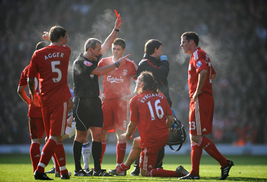 英超前瞻：曼城各项赛事遭遇两连败，利兹联客场表现挣扎