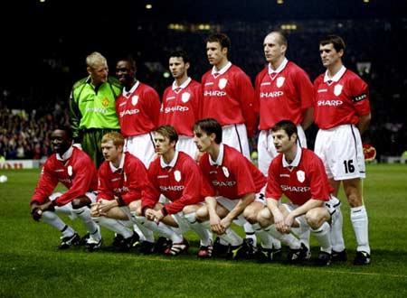 达尼洛同时斩获两座欧冠&解放者杯冠军，为历史首人