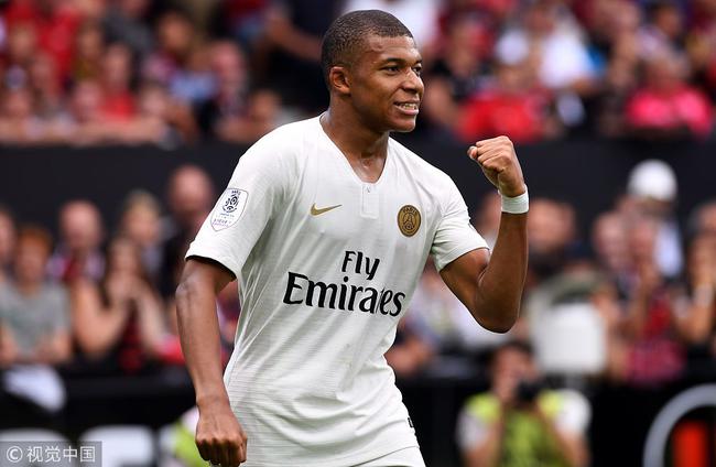 足球国足队长发声：我们不会放弃任何一场比赛（国足队长表态：每一场比赛我们都会全力以赴）