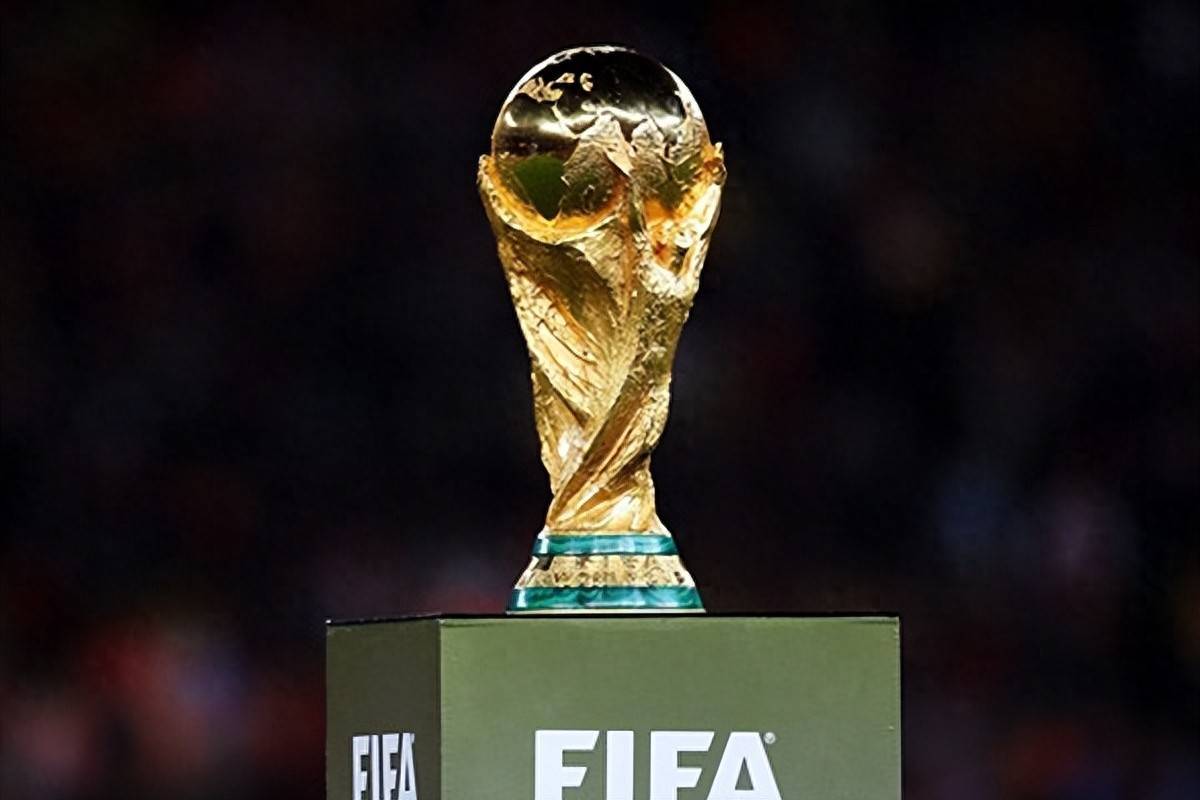 莫雷托：塔瓦雷斯与沙特球队吉达联合进行谈判，不过在薪资方面还未谈拢（莫雷托：塔瓦雷斯与吉达联合洽谈，薪资条款尚未谈拢）