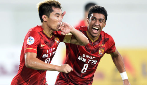 这次封盖把球迷都吓傻了